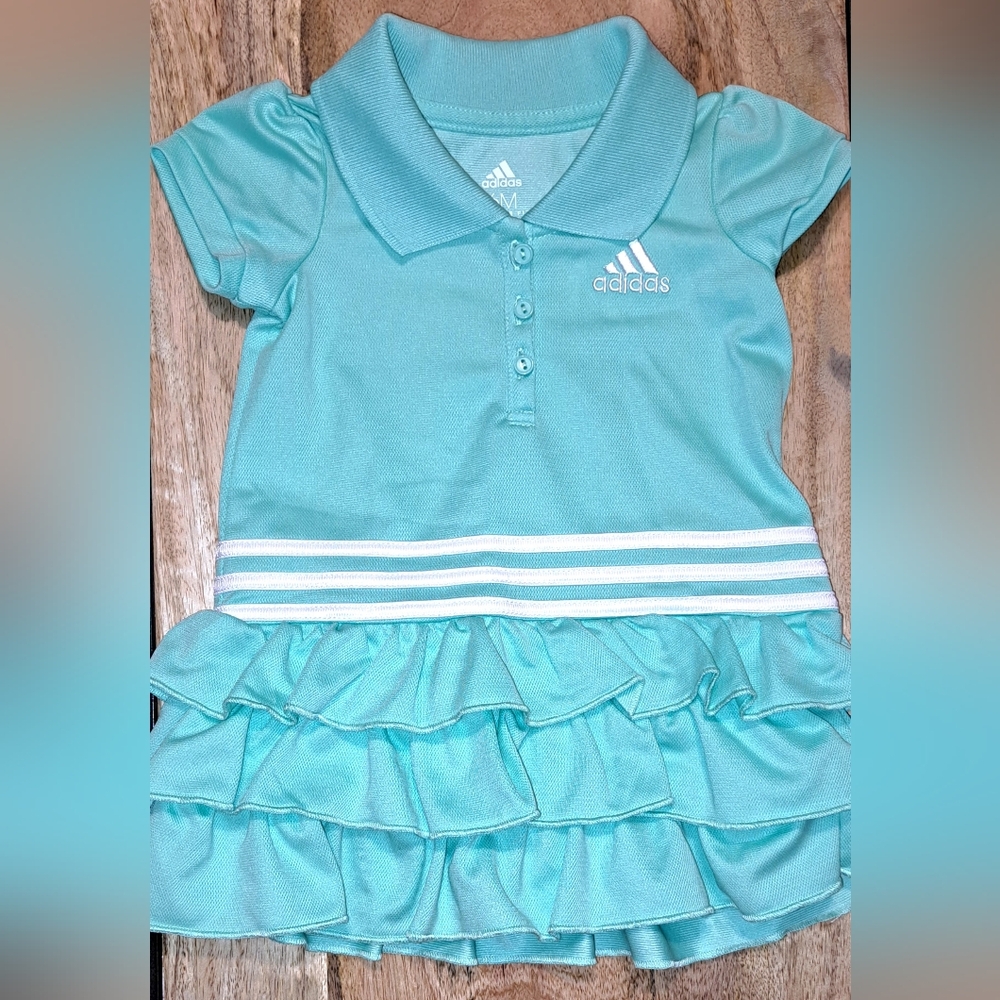 I have this gorgeous Adidas dress, 6m, excellent like new condition.